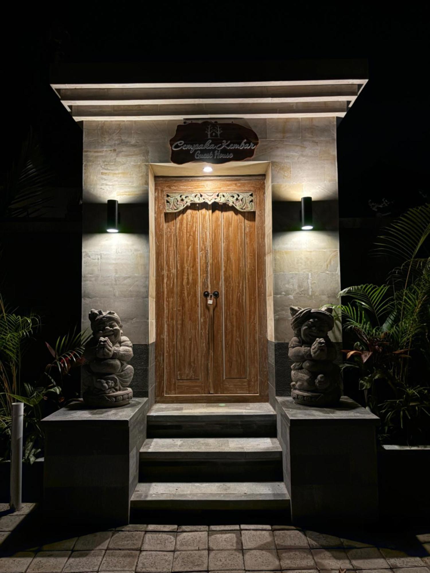 Cempaka Kembar Guest House 乌布 外观 照片