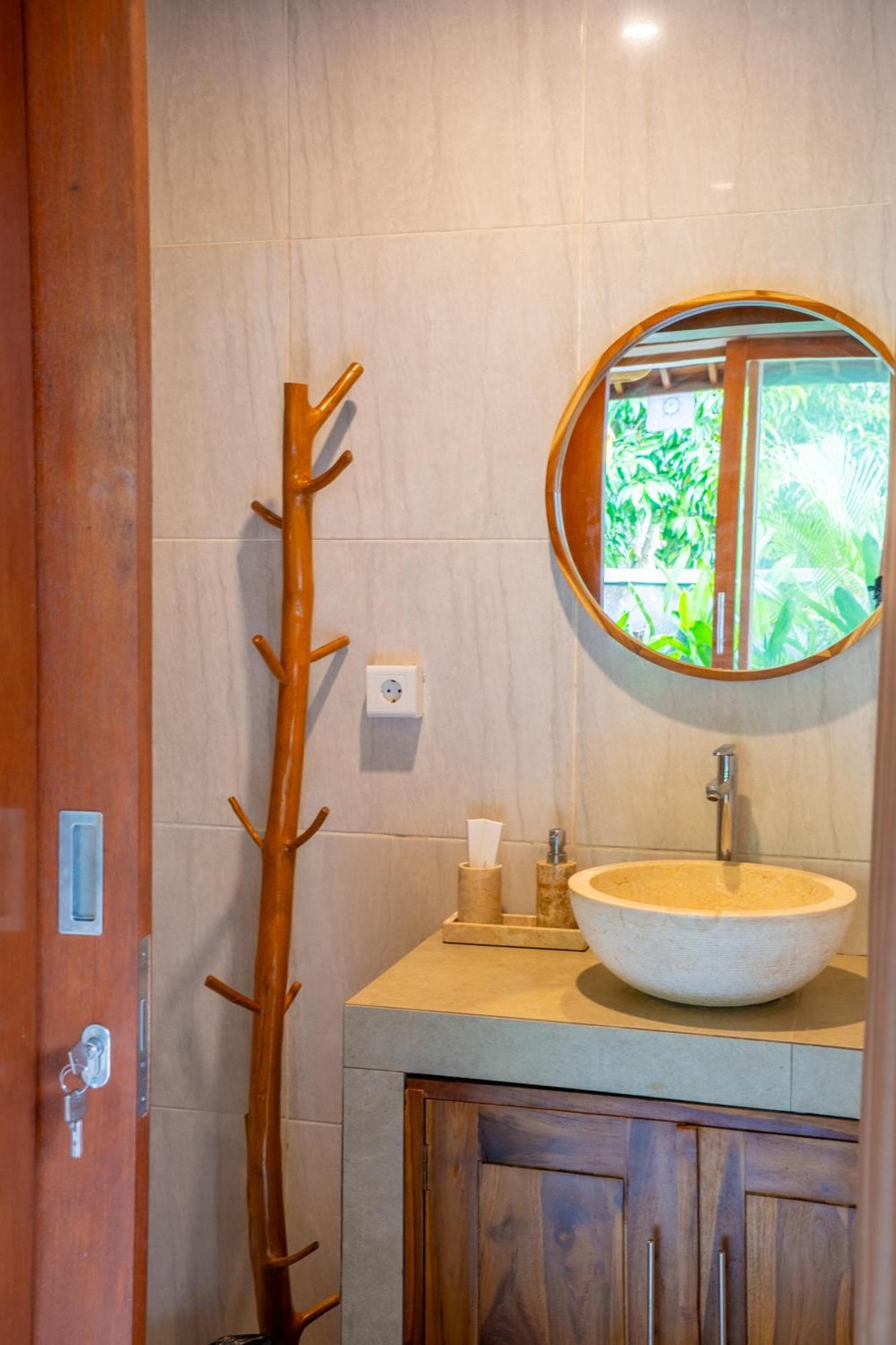 Cempaka Kembar Guest House 乌布 外观 照片
